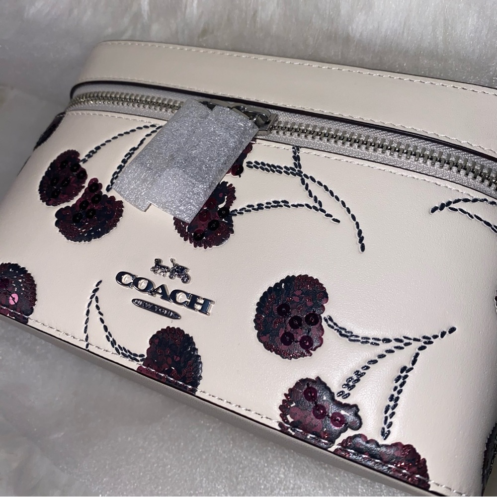 Coach leather Cosmetic Case With Cherry Print New with tags - Picture 7 of 14